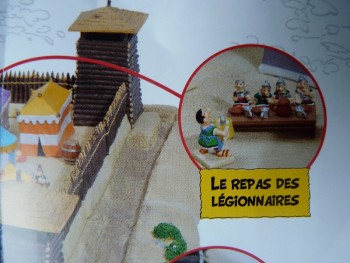 Village Astérix miniature 415 Présentation du camp romain.jpg